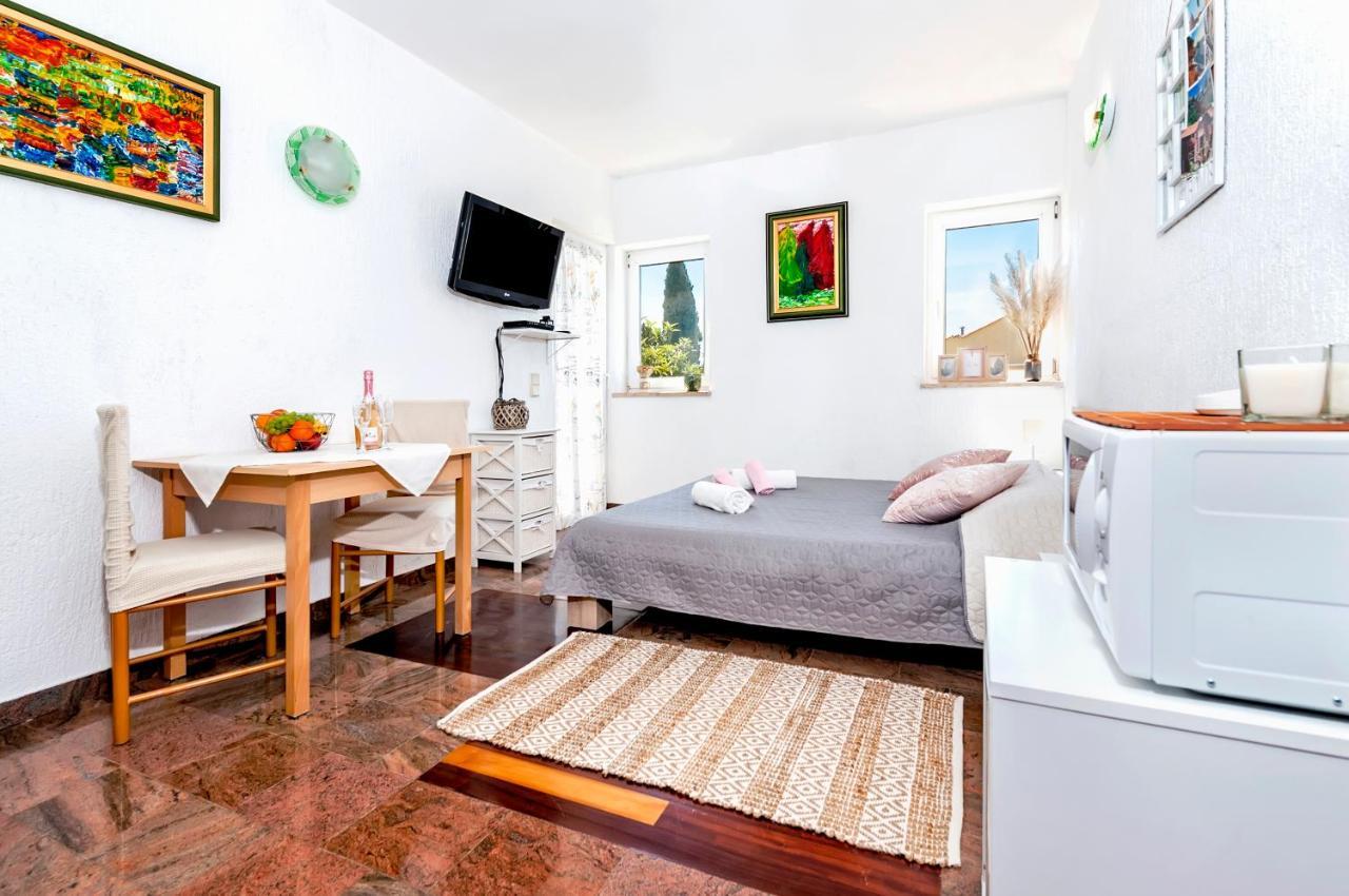 Rooms Daria Ровинь Экстерьер фото